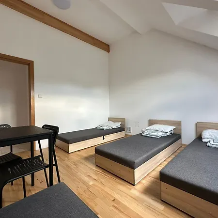 Shiba Homestay